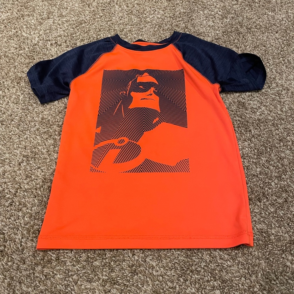 5/$25 Disney Jumping Beans Active T-shirt Size 8